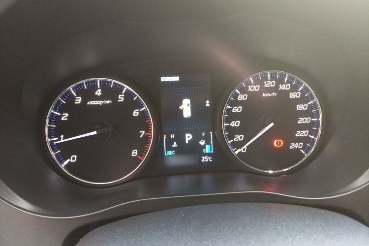 Used Mitsubishi Outlander 2019 2.4L 4x4 Zhi Xiang Edition 7 Seats China VI Standard
