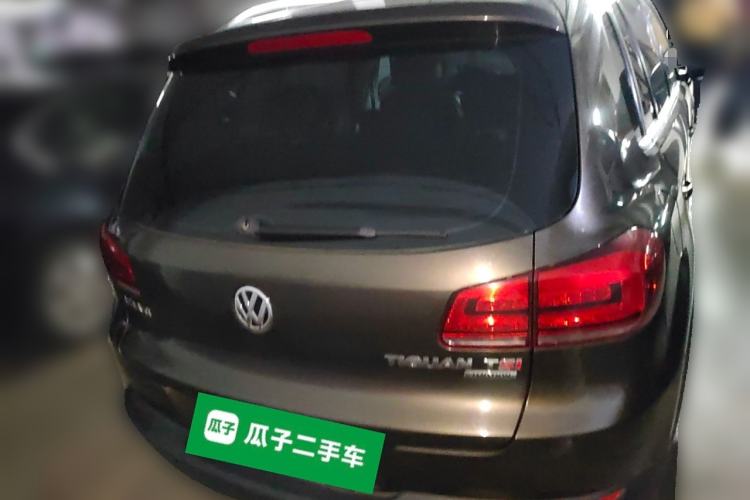 Used Volkswagen Tiguan 2015 1.8TSI Automatic All-Wheel-Drive Luxury Model