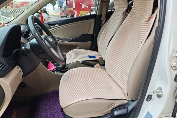 Used Hyundai Verna (older generation) 2014 1.4L Manual Smart GLS Trim Left Front Seat