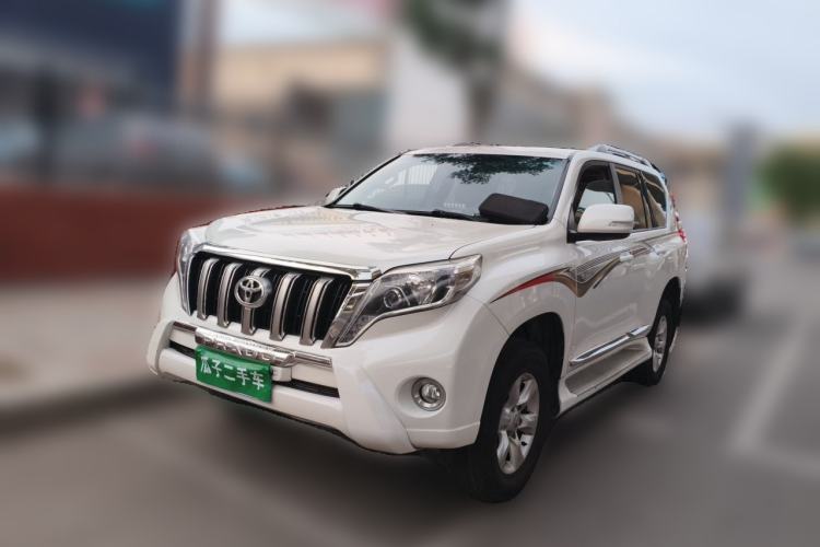 Used Toyota Prado Toyota Prado registered in 2014, automatic, gasoline, 2.7L, 7 seats (parallel import)