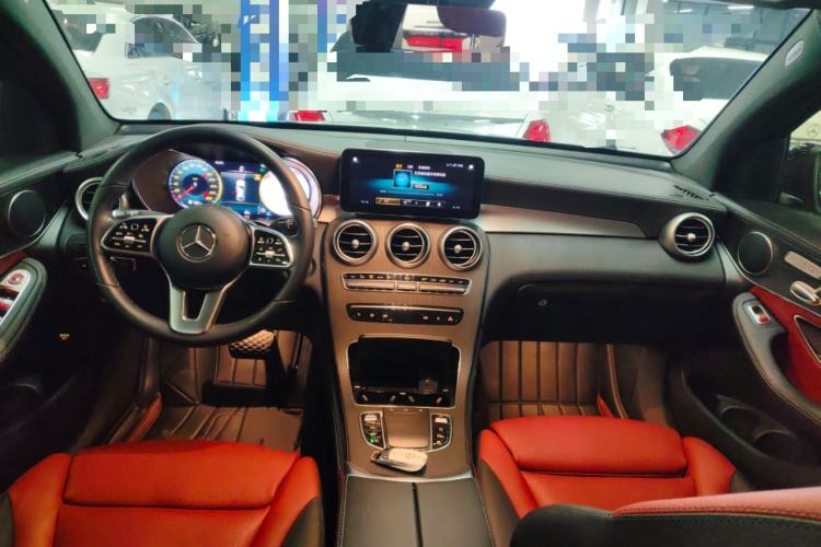 Used Mercedes-Benz GLC Coupe 2020 GLC 300 4MATIC Coupe SUV Center Console