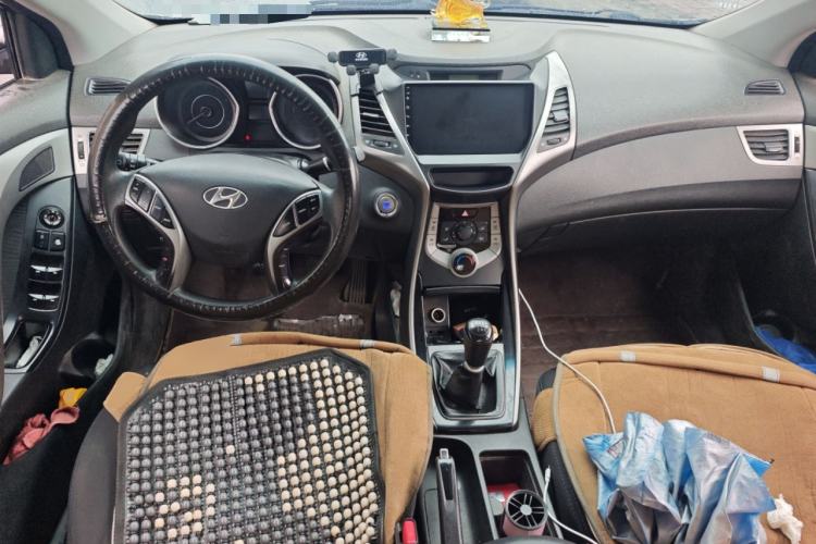 Used Hyundai Elantra (5th Generation / Langdong) 2012 1.6L Manual Leading Model