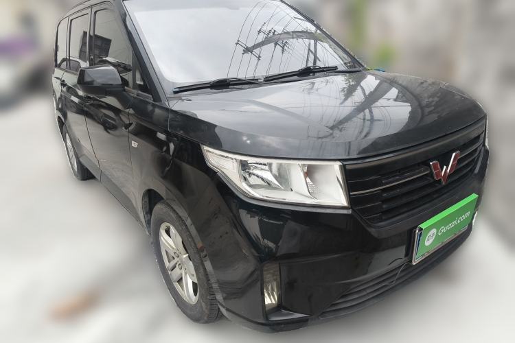 Used Wuling Hongguang PLUS 2019 1.5T Manual Comfort Version 7 Seats