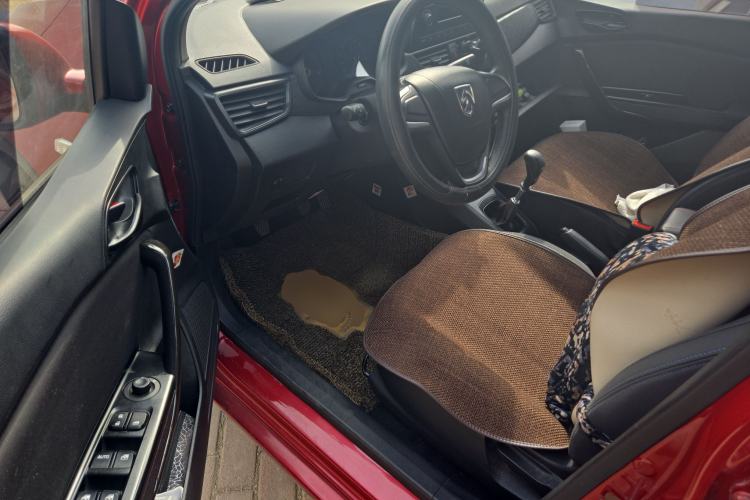 Used Baojun 310 2016 1.2L manual Comfort trim level
