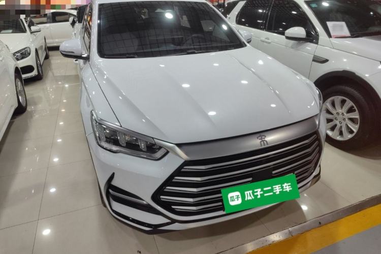 Used BYD Song Pro New Energy 2022 DM-i 110km Flagship Model Front Right 45 Deg