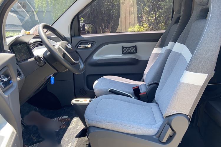 Used Wuling Hongguang MINIEV 2022 Macaron Premium Model – Lithium Iron Phosphate