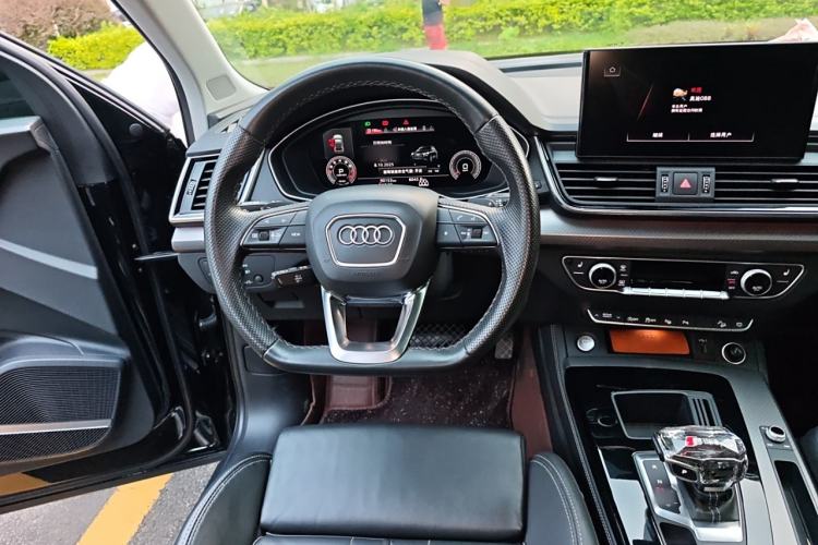 Used Audi Q5L 2022 45T Luxury Dynamic Model