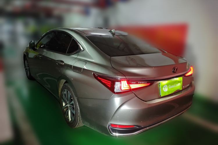 Used Lexus ES 2020 200 Excellence Edition