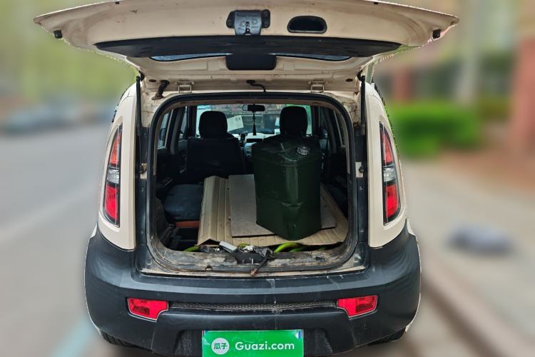 Used Kia Soul 2012 1.6L MT GL Trunk