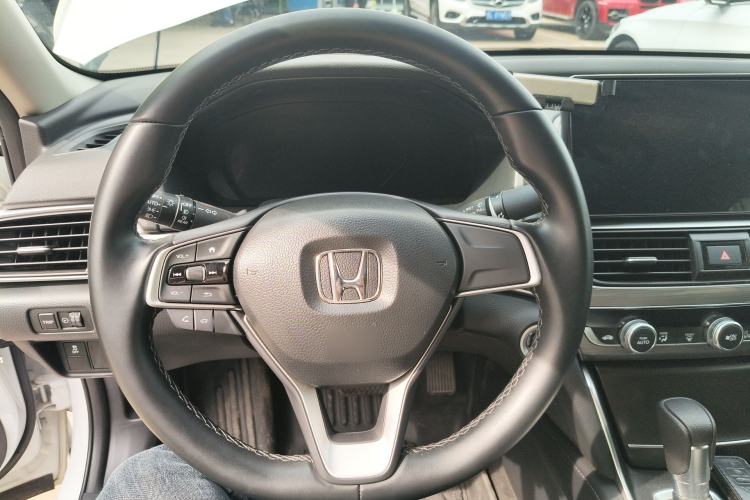 Used Honda Accord 2022 260TURBO Luxury Edition Steering Wheel