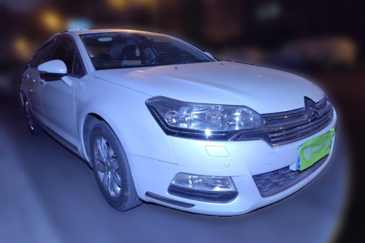 Used Citroen C5 2013 2.3L Automatic Enjoyment Model Front Right 45 Deg