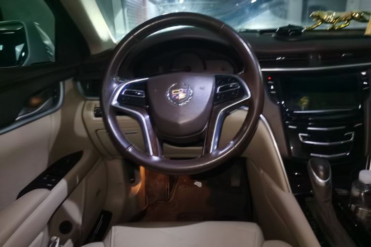 Used Cadillac XTS 2014 28T Comfort Version
