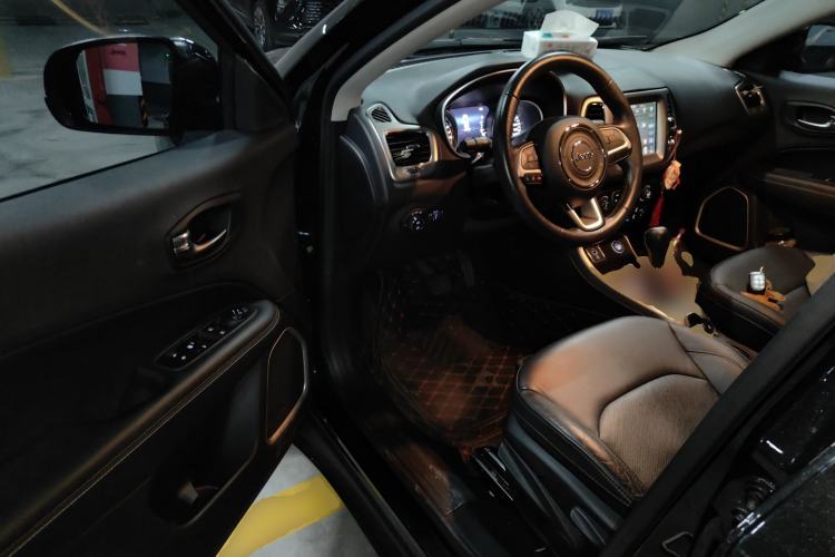 Used Jeep Compass 2017 200T Automatic Enjoyment Version