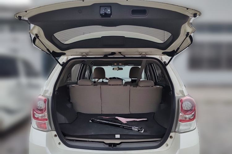 Used Toyota Verso 2012 180V CVT Supreme Edition Trunk