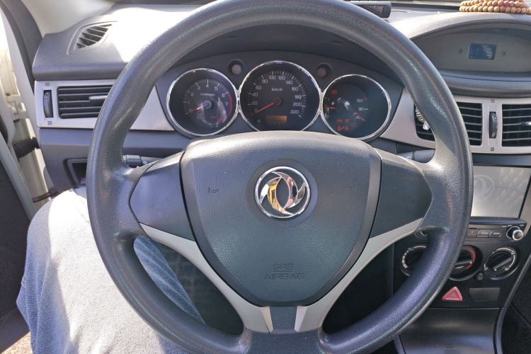 Used Dongfeng Aeolus H30 2014 CROSS 1.5L Manual Gratitude Edition
