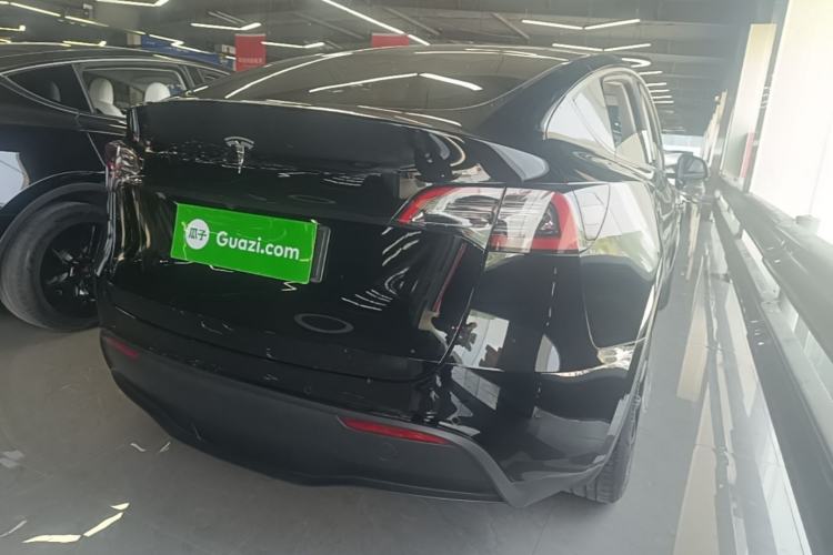 Used Tesla Model Y 2021 Standard Range Rear-Wheel Drive Version
