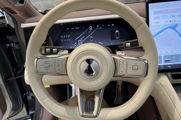 Used Denza Z9GT 2024 1100 Four-Wheel Drive Ultra Version Interior 1