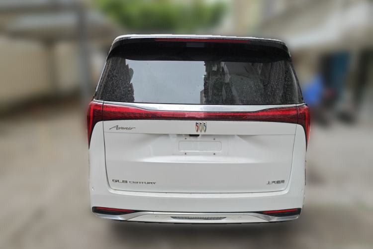 Used Buick Century 2023 2.0T Six-Seater Yinshi Edition Rear
