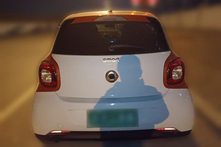 Used smart forfour 2016 0.9T 66 kW Pioneer Edition