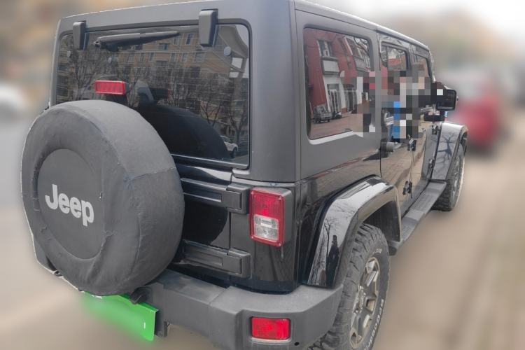 Used Jeep Wrangler 2013 3.6L Sahara Four-Door Edition