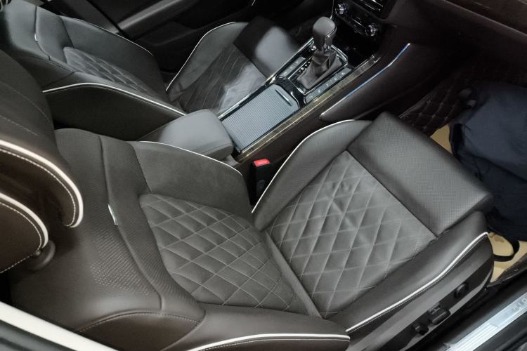 Used Volkswagen Phideon 2018 380TSI Two-Wheel-Drive Flagship Edition
