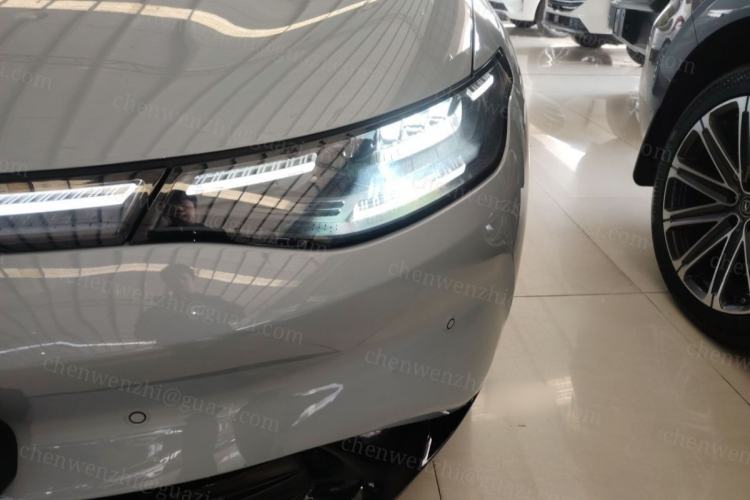 Used Leapmotor C01 2024 Pure Electric 525 Luxury Edition Left Front Headlight