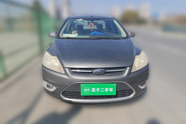 Used Ford Focus 2013 Sedan Classic 1.8L Manual Fashion Edition