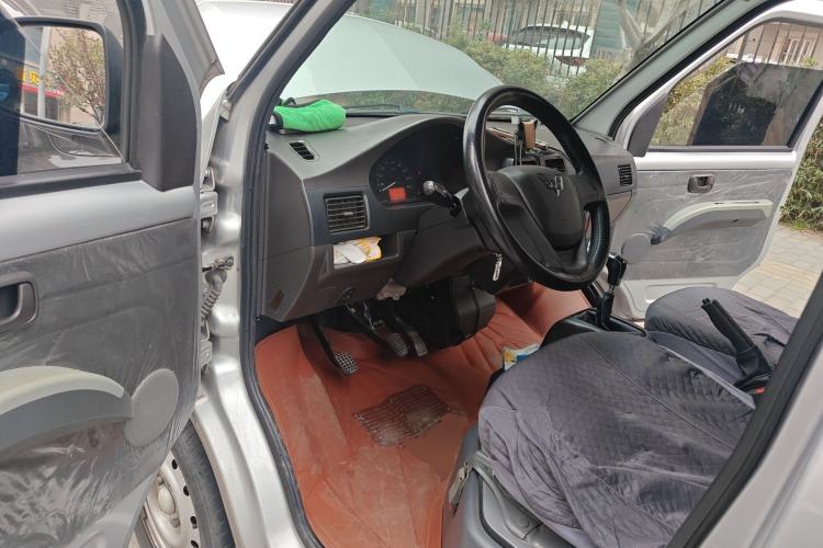 Used Wuling Rongguang 2021 1.5L Extended Standard-Size Window-Sealed Car Air-Conditioned Version 5 Seats L3C Driver Seat