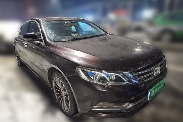 Used Zotye Z700 2016 1.8T Manual Luxury Model Front Right 45 Deg