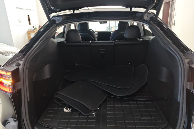 Used Tesla Model Y 2022 Rear-Wheel-Drive Version