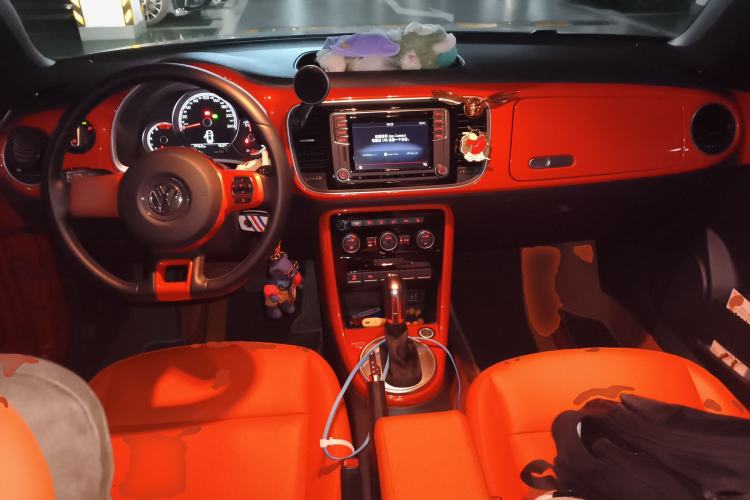 Used Volkswagen Beetle 2017 280TSI Zongle Edition Center Console