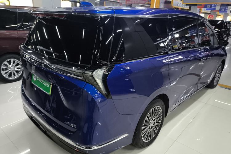Used Buick GL8 New Energy 2024 Lu Zun Luxury Edition 7-Seater Rear Right 45 Deg
