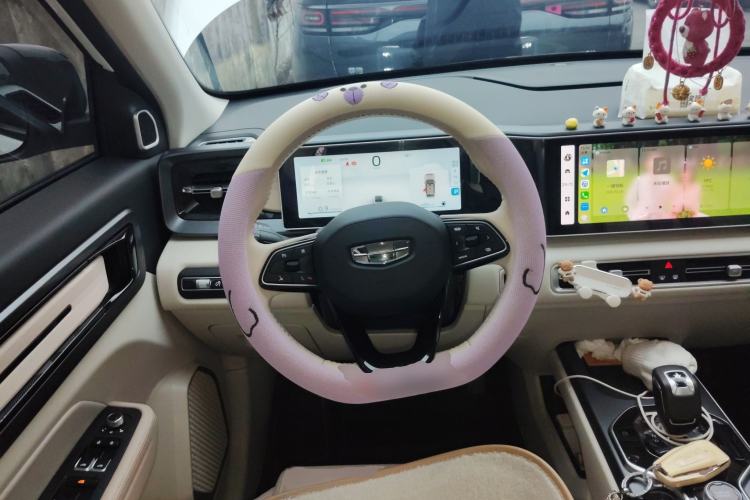 Used Geely Auto icon 2023 1.5TD Chocolate Smoothie Edition
