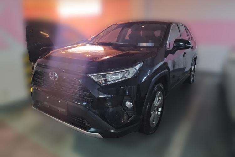 Used Toyota RAV4 2023 2.0L CVT Two-Wheel Drive Fashion Plus Edition