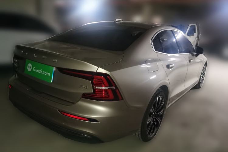 Used Volvo S60 2023 B4 Zhiyi Luxury Edition