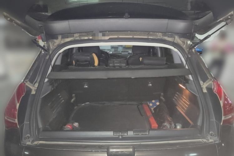 Used Peugeot 3008 2015 2.0L Automatic Classic Edition
