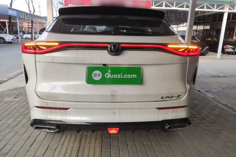 Used Changan UNI-Z New Energy 2024 Blue Whale Smart Electric iDD 125km Beyond Edition
