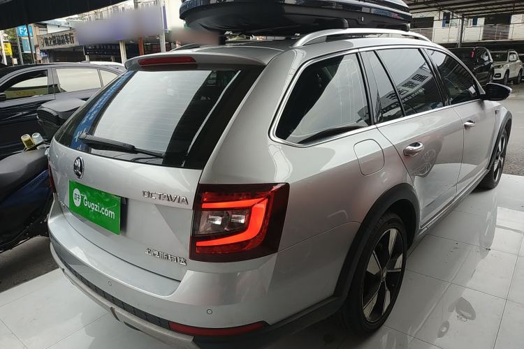 Used Skoda Octavia 2018 Station Wagon TSI280 DSG Flagship Edition
