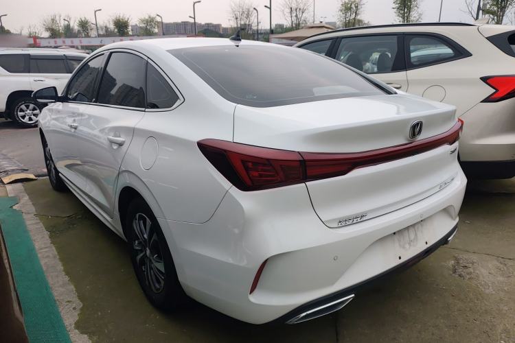 Used CHANGAN Eado 2022 PLUS Blue Whale NE 1.4T GDI DCT Prestige Edition
