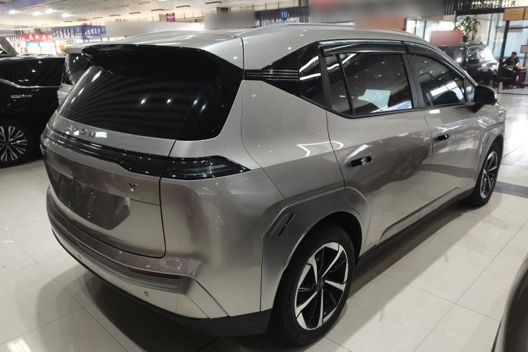 Used AION Y 2023 Younger Star Edition