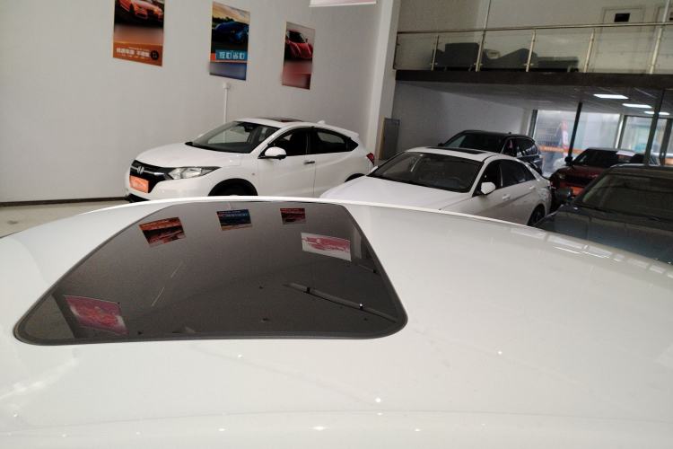 Used Buick Verano 2019 Sedan 15S Automatic Entry Model Roof