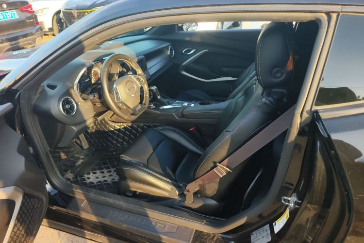 Used Chevrolet Camaro 2016 2.0T Automatic 1LT Hardtop Base Model—U.S. Specification