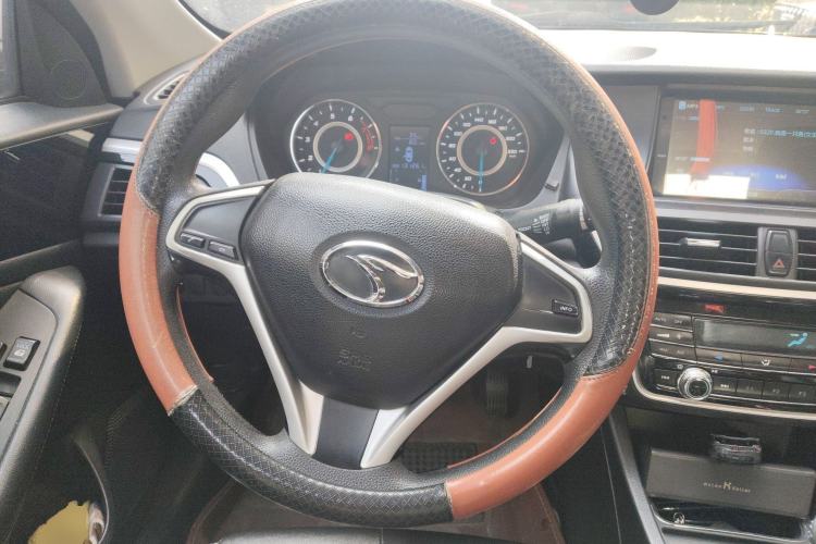 Used Soueast V5 Lingzhi 2015 Plus 1.5L Manual Smart Edition Steering Wheel