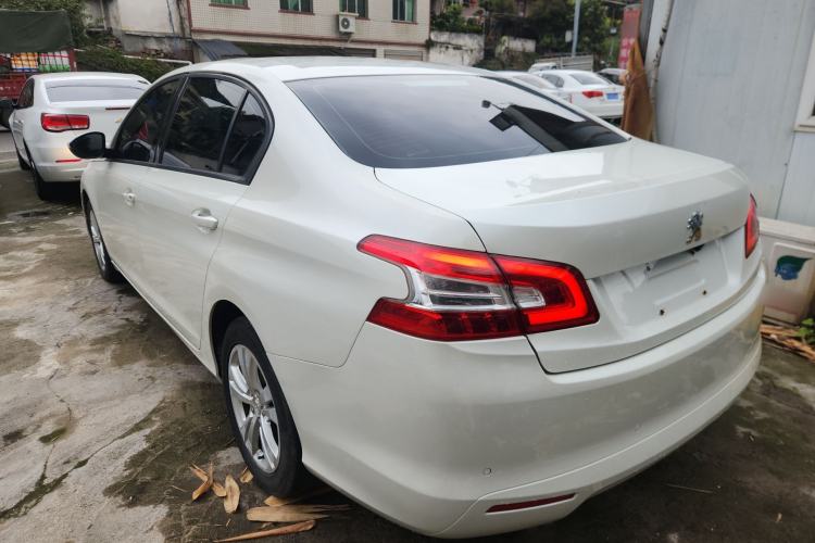 Used Peugeot 408 2014 1.8L Manual Leading Edition
