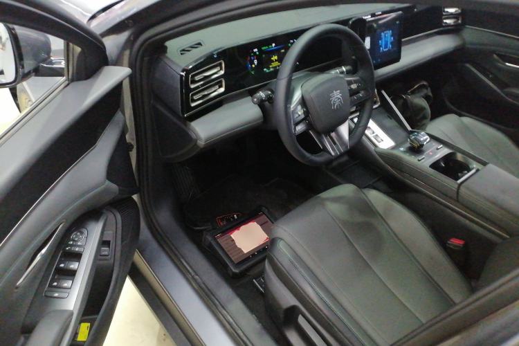 Used BYD Qin L 2024 DM-i 80KM Leading Model Driver Seat