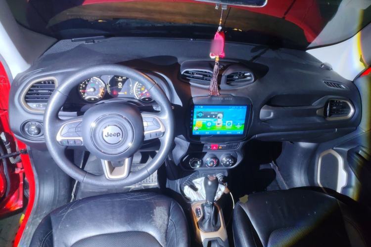 Used Jeep Renegade 2017 180T Automatic High-Energy Version
