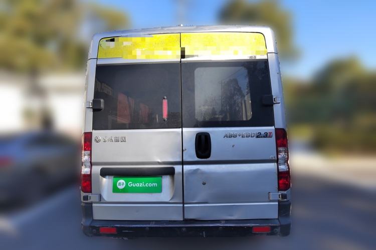 Used Dongfeng Yufeng Yufeng 2020 2.3T Economy Logistics Vehicle Long Wheelbase Mid-Roof Design 5-9 Seater WP2.3
