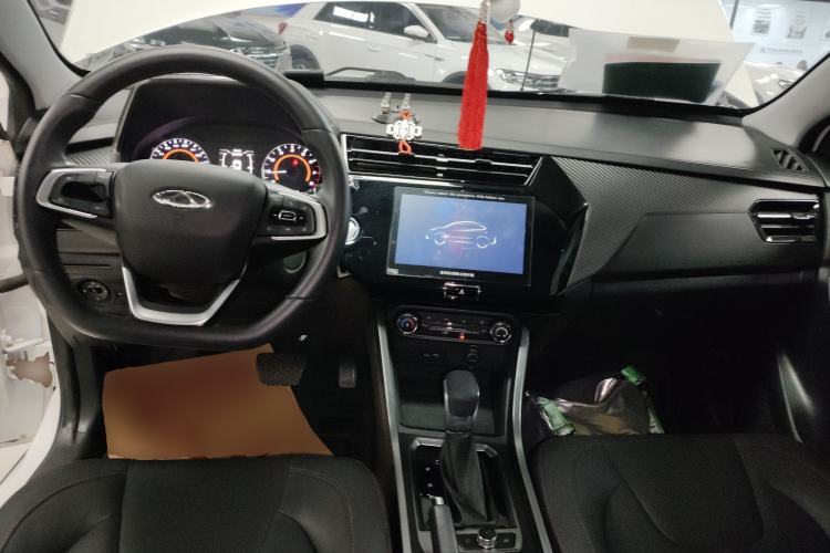 Used Chery Tiggo 3X 2021 Diamond Edition 1.5L CVT 3-Carat II Model Center Console