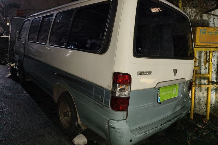 Used Foton Scenic 2011 2.0L Express Standard Short-Wheelbase Low-Roof 486EQV4