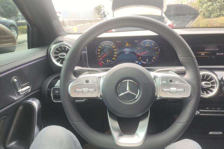 Used Mercedes-Benz A-Class 2020 Restyled A 200 L Sport Sedan Fashion Version
